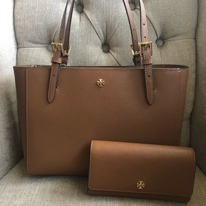 Tory Burch Emerson SMALL Buckle Tote